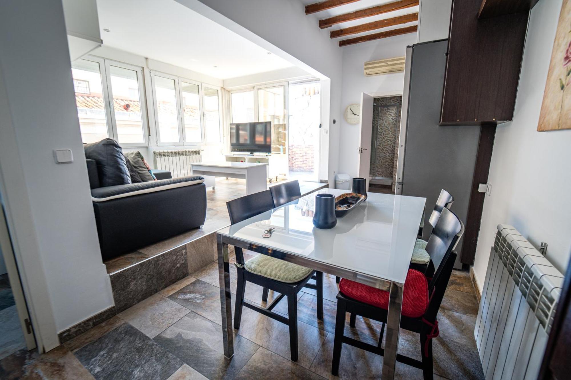 Centrico Atico En Madrid By Bebalmy Exterior foto