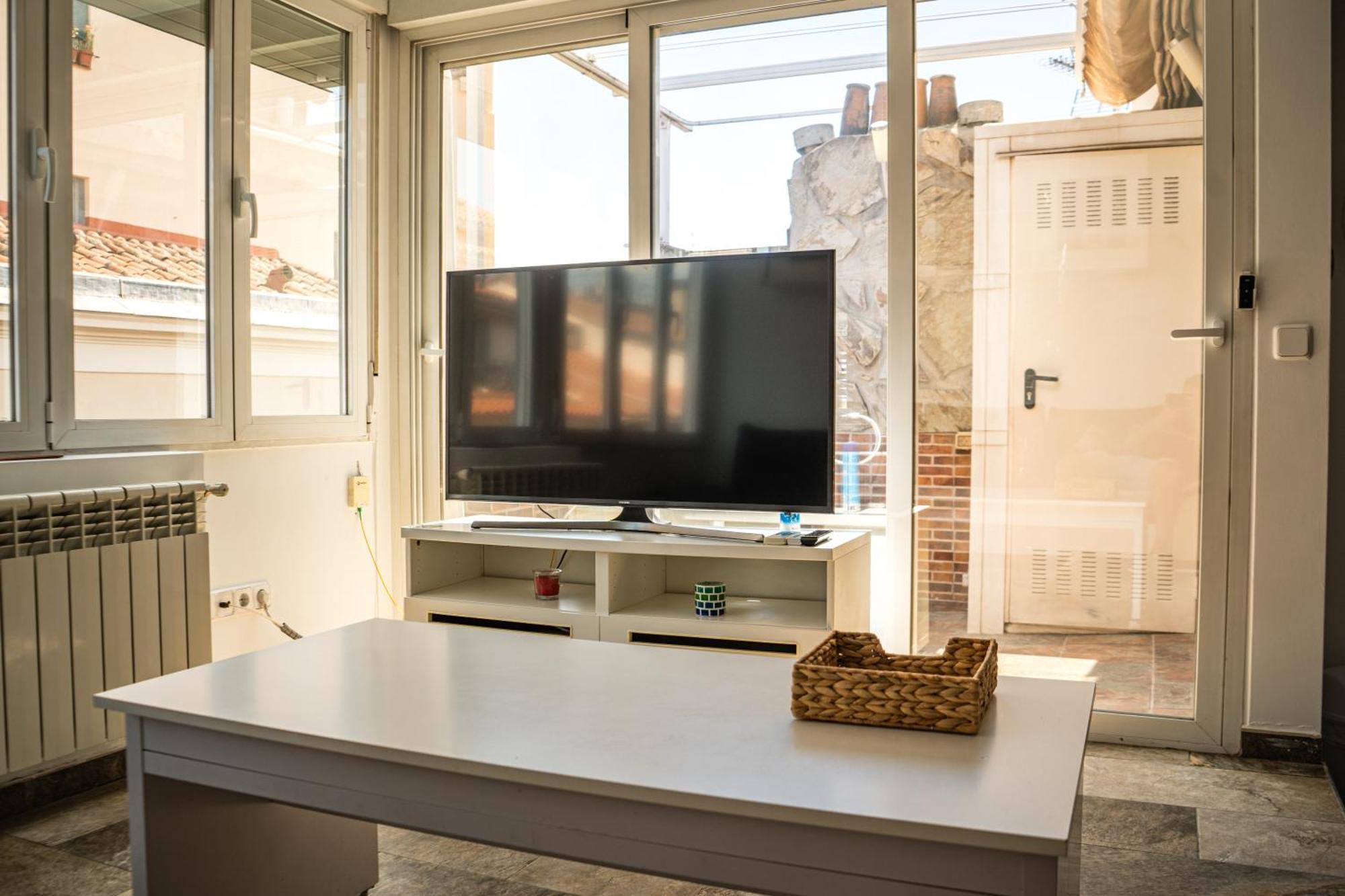 Centrico Atico En Madrid By Bebalmy Exterior foto